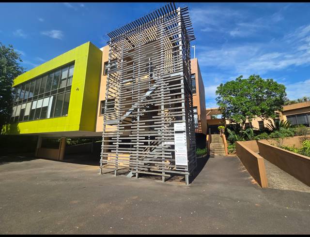 1,600M² BUILDING FOR SALE IN GILLITTS